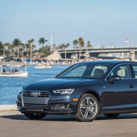 2017-Audi-A4-20T-Quattro-front-three-quarter-03